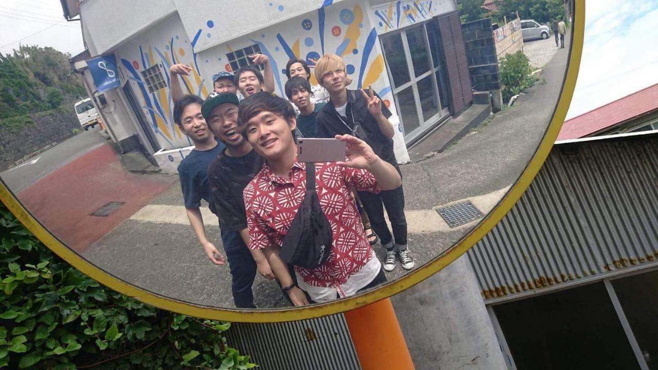 Hotel 青とサイダー Oshima Zewnętrze zdjęcie